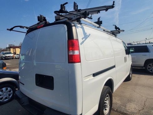 Used 2020 Chevrolet Express 2500 w/ Driver Convenience Package RWD image 5