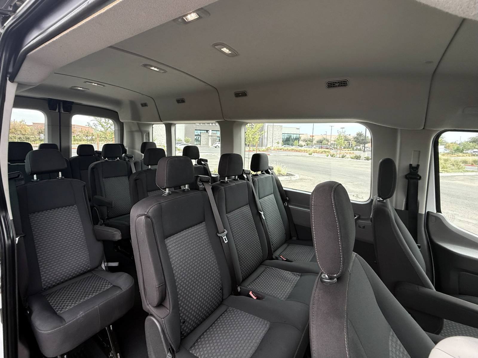 Used 2023 Ford Transit 350 XLT RWD image 19