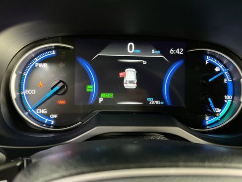 Used 2022 Toyota RAV4 XSE image 21