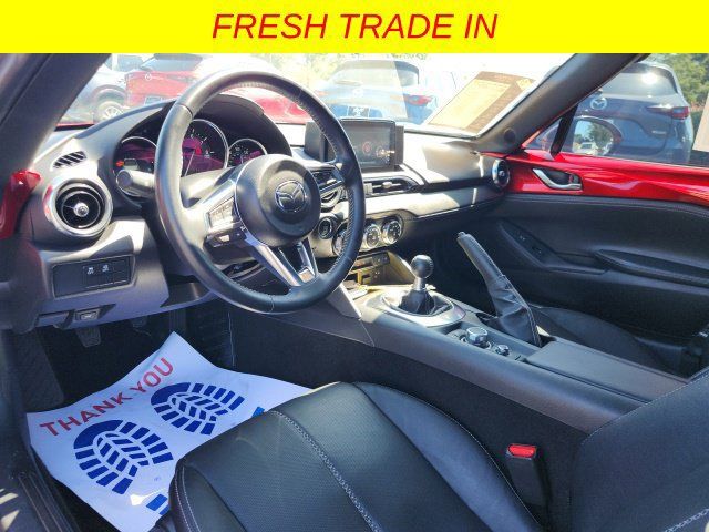 Used 2021 MAZDA MX-5 Miata Grand Touring RWD image 17
