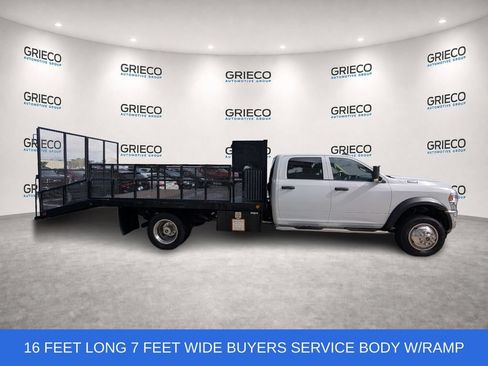 Used 2020 RAM 4500 Tradesman w/ Chrome Appearance Group RWD image 8
