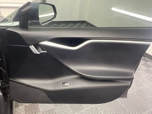 Used 2017 Tesla Model S AWD image 17