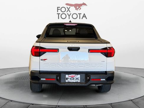 Used 2025 Hyundai Santa Cruz SEL image 5