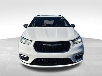 New 2026 Chrysler Pacifica Pinnacle