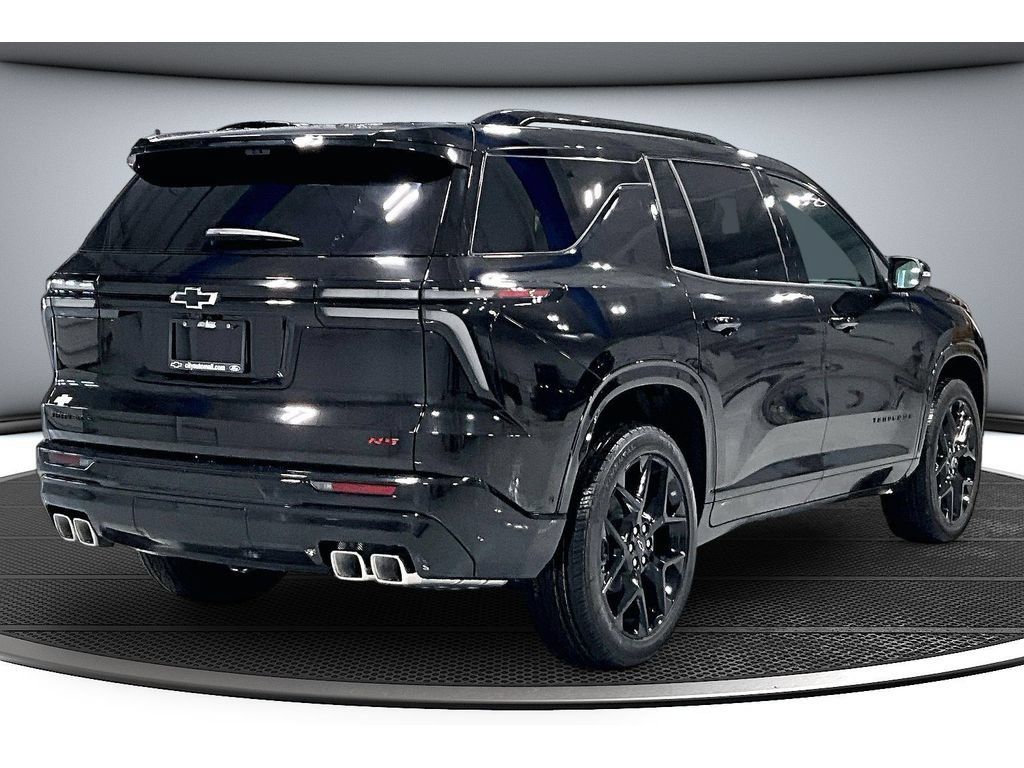 New 2026 Chevrolet Traverse RS w/ LPO, Floor Liner Package FWD image 21