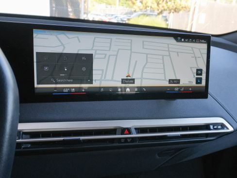 Certified 2024 BMW iX xDrive50 w/ Sport Package AWD/4WD image 21