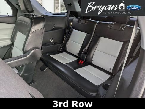 Used 2023 Ford Explorer XLT w/ Equipment Group 202A image 33