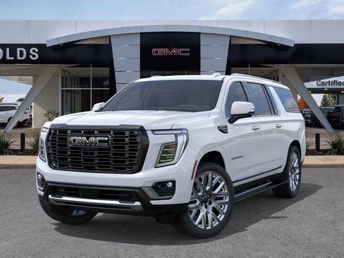 New 2026 GMC Yukon XL Denali Ultimate AWD/4WD image 6