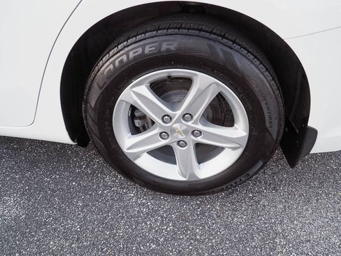 Certified 2022 Chevrolet Malibu LS w/ LPO, Convenience Package 1 FWD image 36