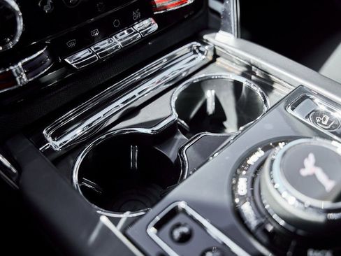 Used 2023 Rolls-Royce Cullinan AWD/4WD image 69