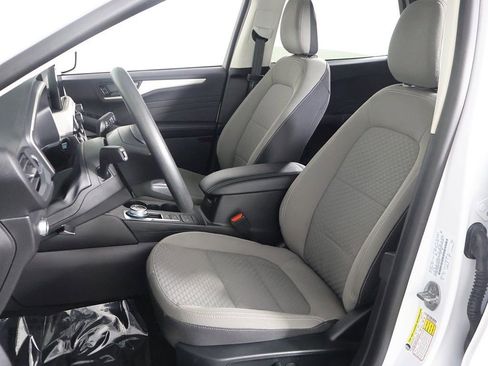 Used 2022 Ford Escape SE image 26