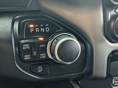 Used 2022 RAM 1500 Big Horn AWD/4WD image 12