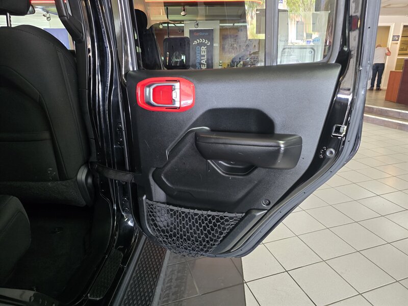 Used 2020 Jeep Gladiator Sport w/ Quick Order Package 24S AWD/4WD image 15