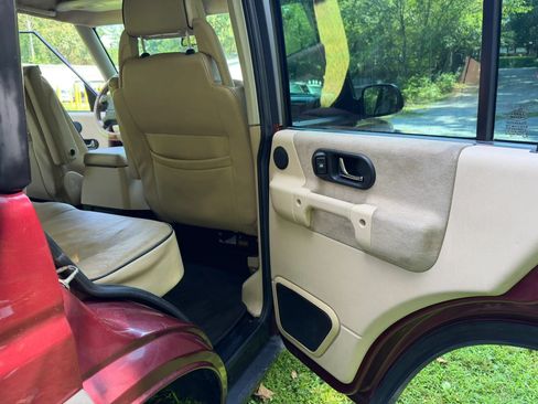 Used 2003 Land Rover Discovery SE AWD/4WD image 29