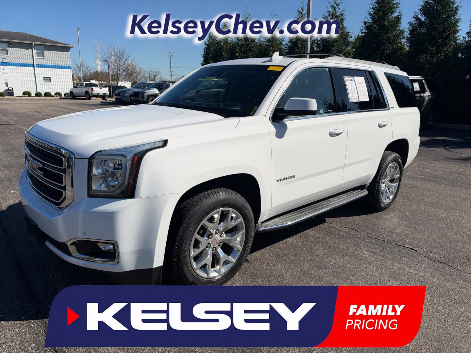 Used 2016 GMC Yukon SLT AWD/4WD image 1