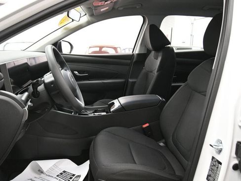Used 2025 Hyundai Tucson SE AWD/4WD image 10
