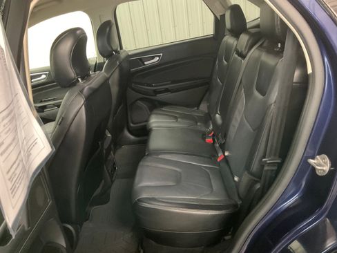 Used 2016 Ford Edge Titanium w/ Technology Package FWD image 19