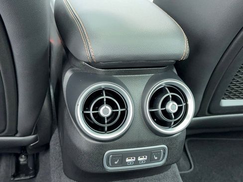 New 2025 Alfa Romeo Giulia w/ Driving Assist Package image 36