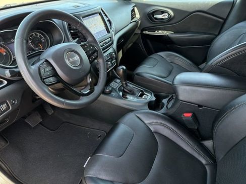 Used 2023 Jeep Cherokee Altitude Lux AWD/4WD image 11