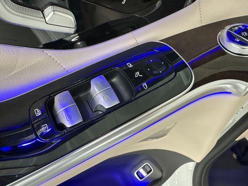 New 2026 Mercedes-Benz S 580e 4MATIC Sedan image 12