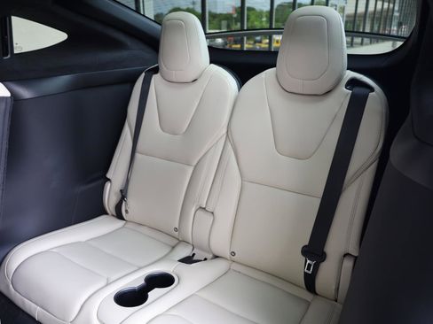 Used 2019 Tesla Model X Long Range AWD/4WD image 21