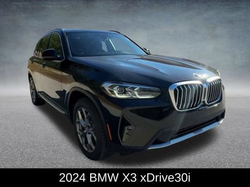 Used 2024 BMW X3 xDrive30i w/ Premium Package AWD/4WD image 3