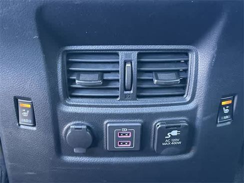 Used 2023 Nissan Titan PRO-4X w/ Pro-4x Convenience Package image 18