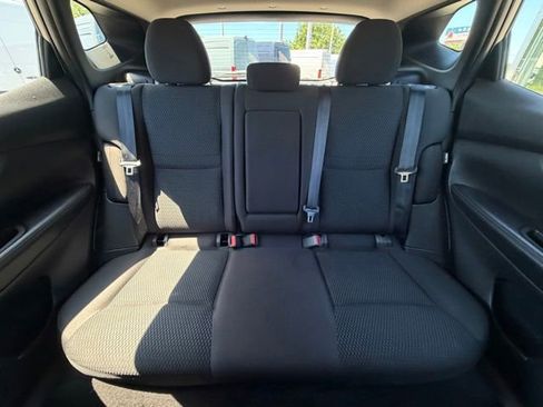 Used 2022 Nissan Rogue Sport S AWD/4WD image 16