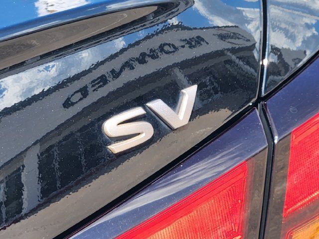 Used 2024 Nissan Altima 2.5 SV FWD image 11