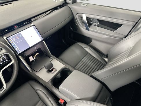 Certified 2025 Land Rover Discovery Sport S image 27