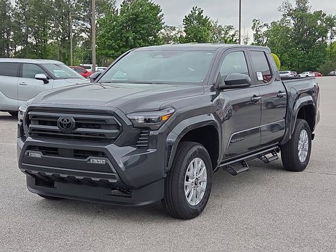 New 2026 Toyota Tacoma SR5 RWD image 2