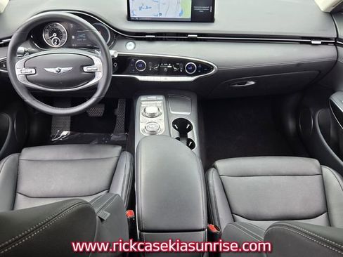 Used 2022 Genesis GV70 2.5T image 13