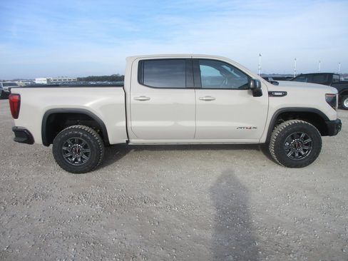 New 2026 GMC Sierra 1500 AT4X image 3