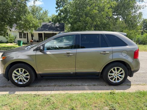 Used 2012 Ford Edge Limited FWD image 1