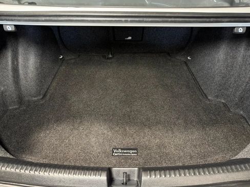 Used 2012 Volkswagen Jetta SE FWD image 12