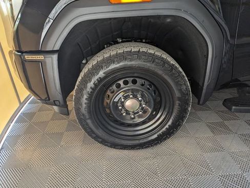 New 2026 GMC Sierra 2500 Denali w/ Denali Reserve Package image 12