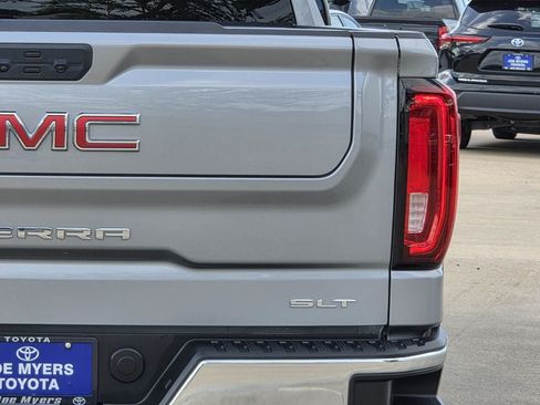 Used 2025 GMC Sierra 1500 SLT RWD image 9