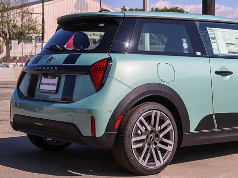 New 2026 MINI Cooper S image 10