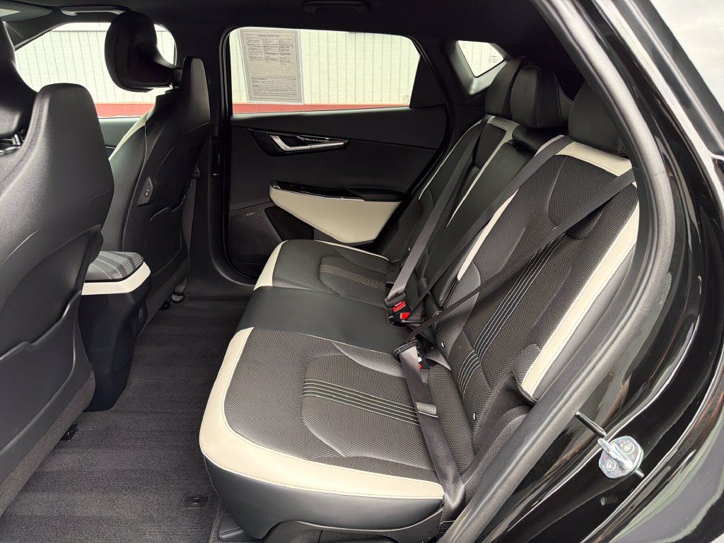 Used 2024 Kia EV6 GT-Line AWD/4WD image 11