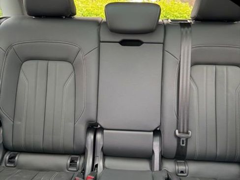 Used 2023 Audi Q5 2.0T Premium Plus w/ Premium Plus Package AWD/4WD image 11