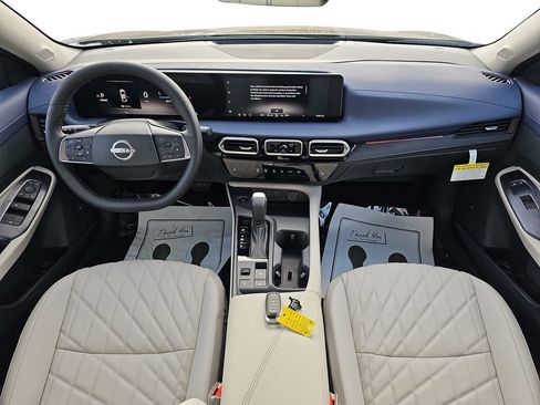 New 2026 Nissan Sentra SV w/ SV Convenience Package FWD image 11