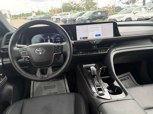 Certified 2026 Toyota Crown AWD/4WD image 23