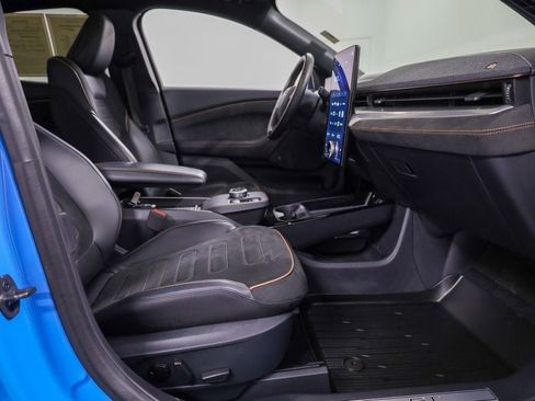 Certified 2021 Ford Mustang Mach-E GT image 21