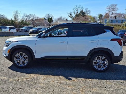Certified 2024 Kia Seltos S AWD/4WD image 4