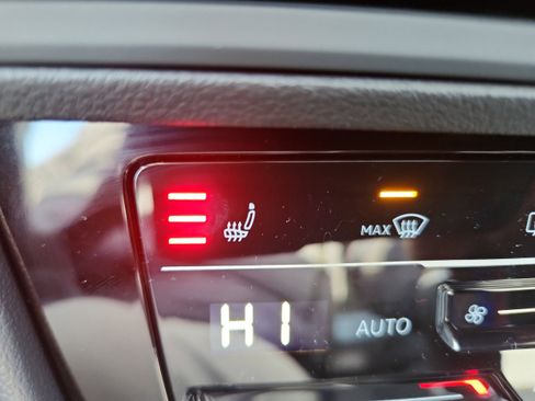 New 2026 Volkswagen Jetta SE image 16