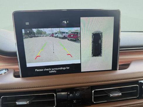 Used 2023 Lincoln Aviator Reserve w/ Equipment Group 201A AWD/4WD image 30