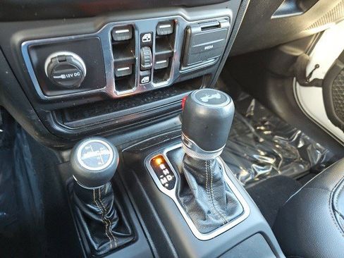 Used 2021 Jeep Wrangler Unlimited Sahara image 26