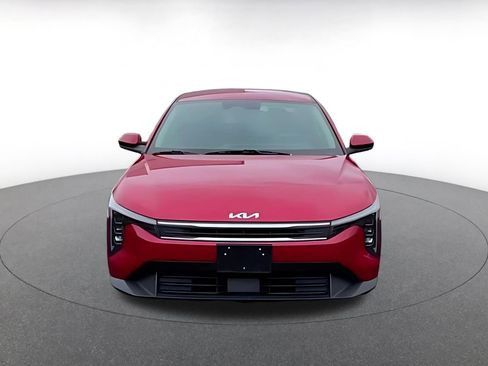 Used 2025 Kia K4 LXS image 3