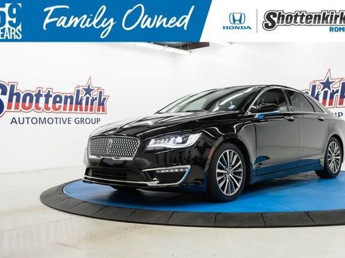 Used 2020 Lincoln MKZ FWD image 1