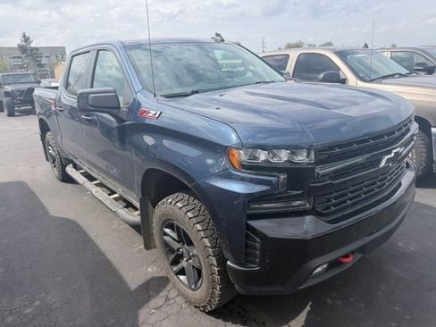 Used 2020 Chevrolet Silverado 1500 LT Trail Boss AWD/4WD image 2